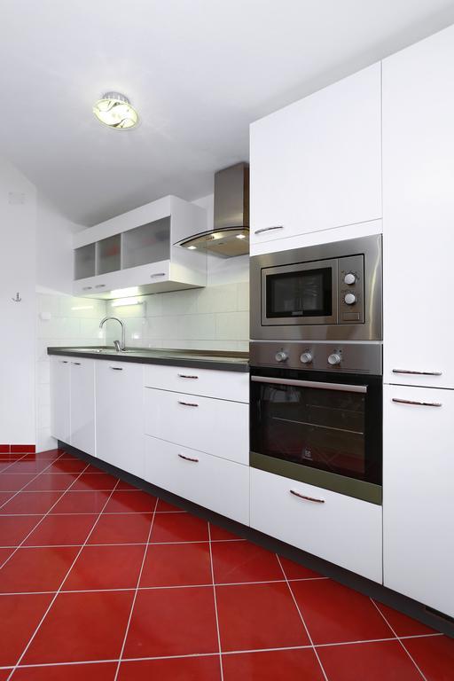 Apartments Maslina Bozava Exterior photo